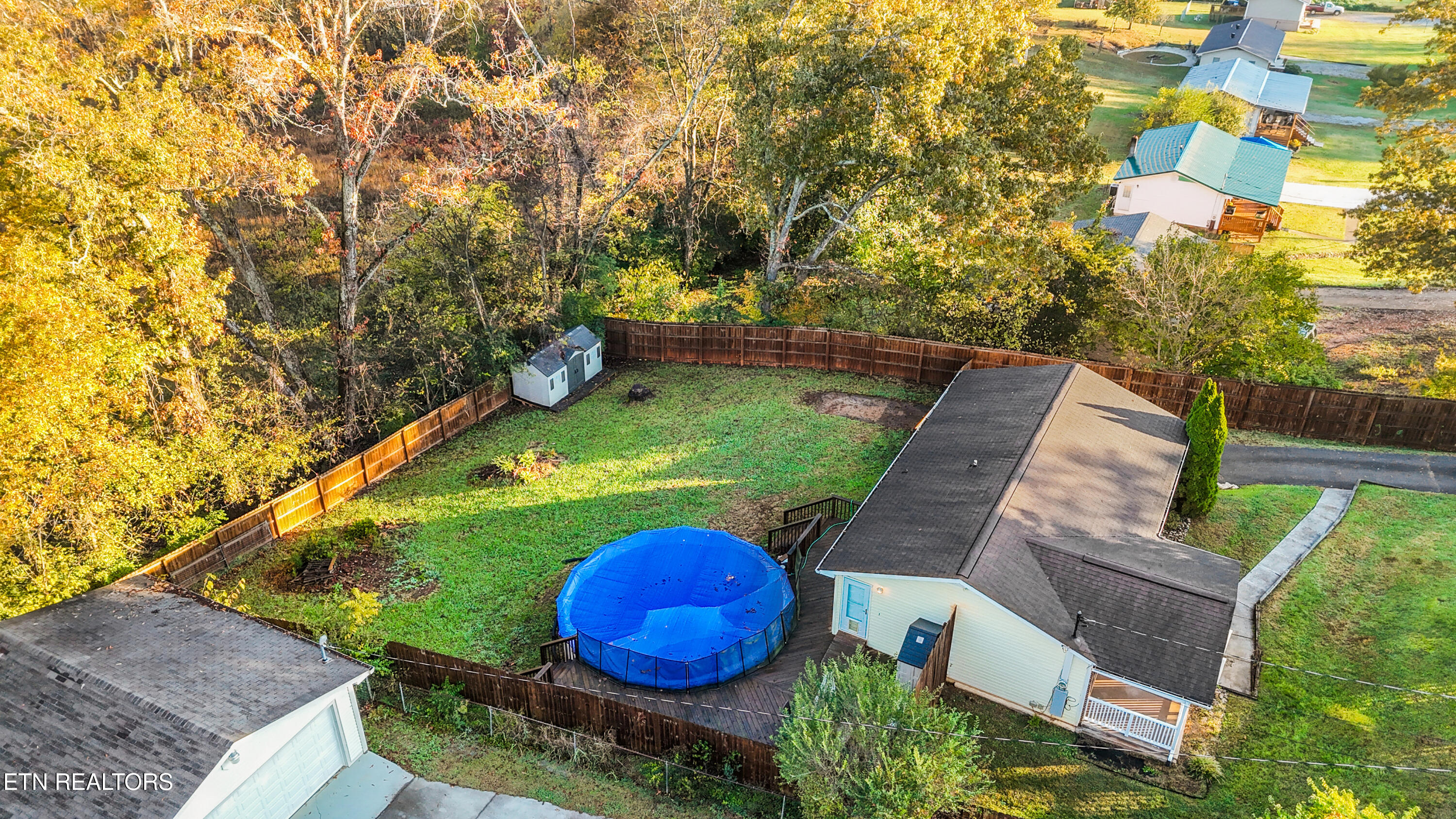 2658 Randall Road Strawberry Plains, TN 37871 - Photo 26 of 31 33-2658 Randall Rd 32