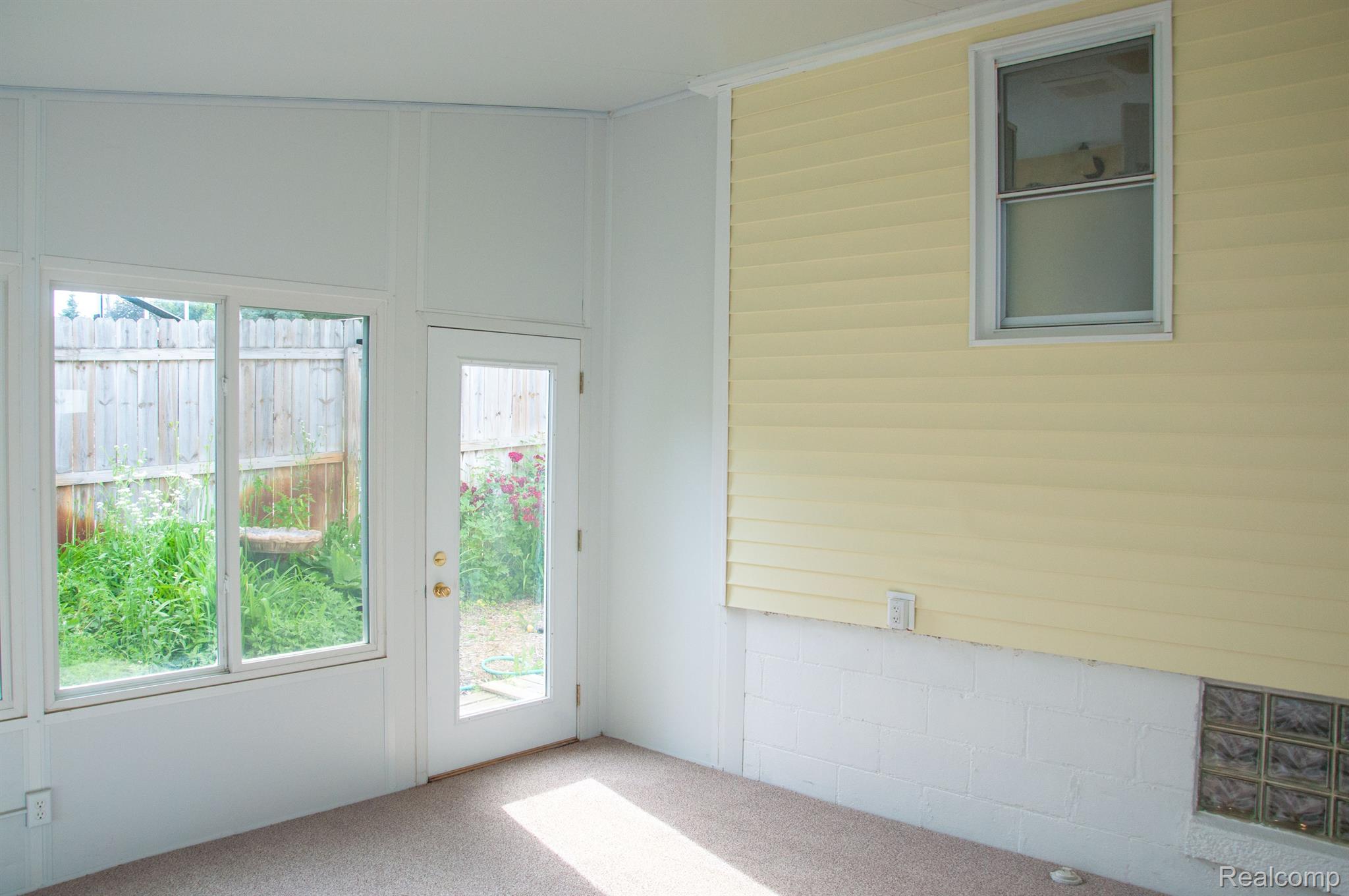1235 Harding Avenue Rochester, MI 48307 - Photo 24 of 81 Gallery Image 24