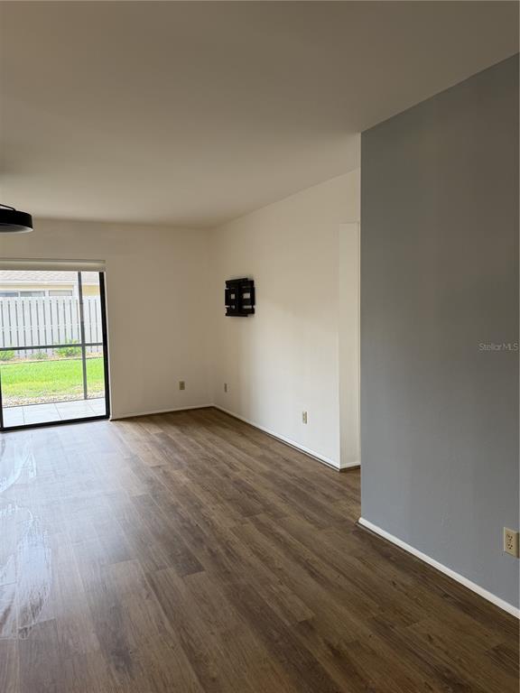 2004 Longpointe Circle Venice, FL 34293 - Photo 29 of 54 an empty room with a window