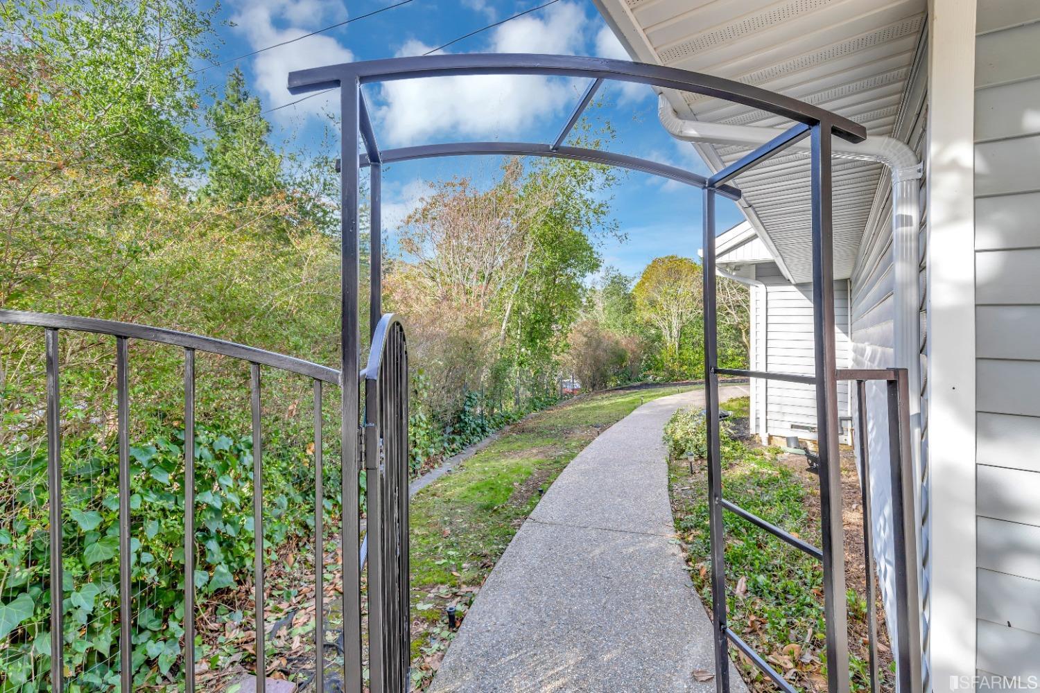 79 Orchard Road Orinda, CA 94563 - Photo 42 of 55 Gallery Image 42