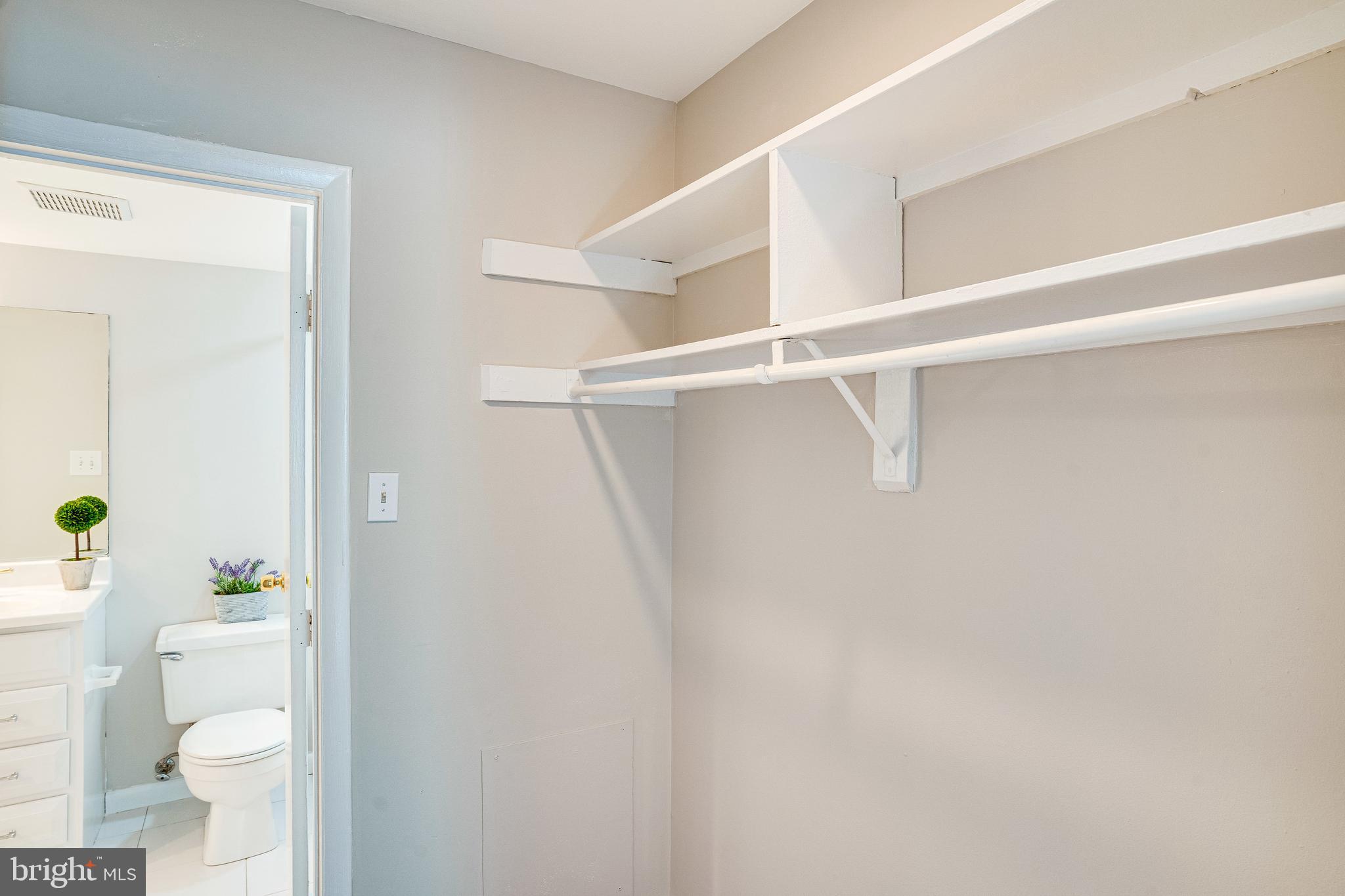 5765 Rexford Court, Unit 5765I Springfield, VA 22152 - Photo 27 of 57 Primary Bedroom Walk-In Closet