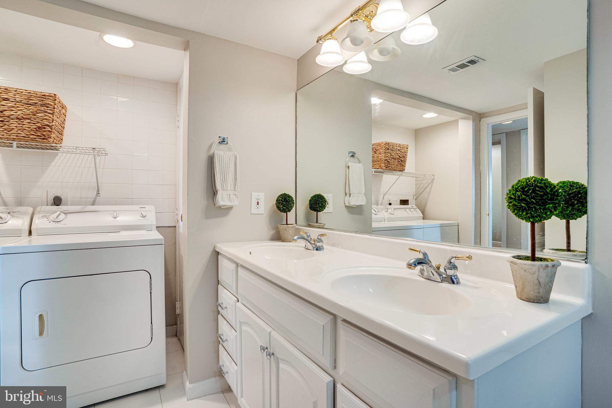 5765 Rexford Court, Unit 5765I Springfield, VA 22152 - Photo 34 of 57 Bathroom with Washer/Dryer