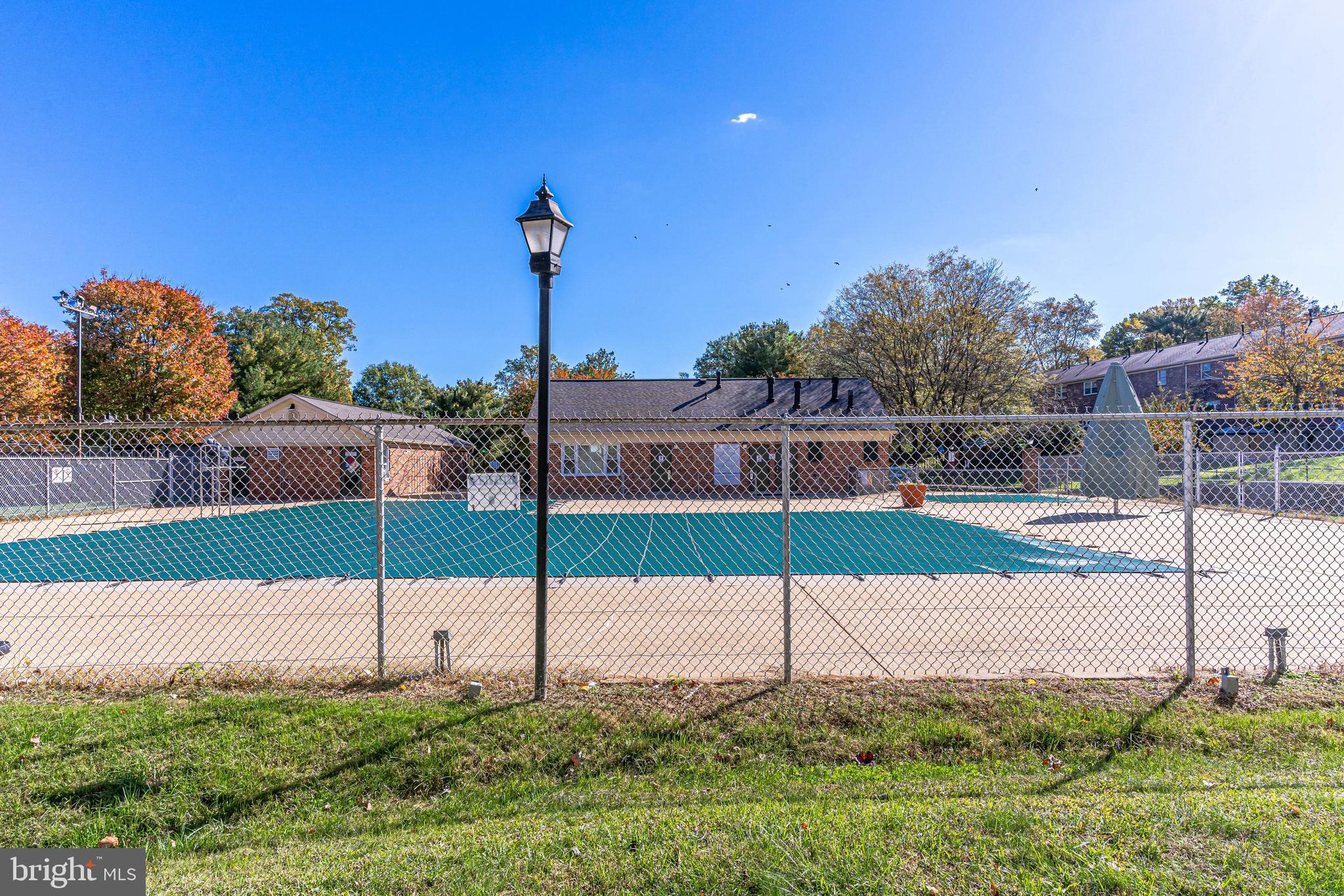 5765 Rexford Court, Unit 5765I Springfield, VA 22152 - Photo 40 of 57 Community Pool