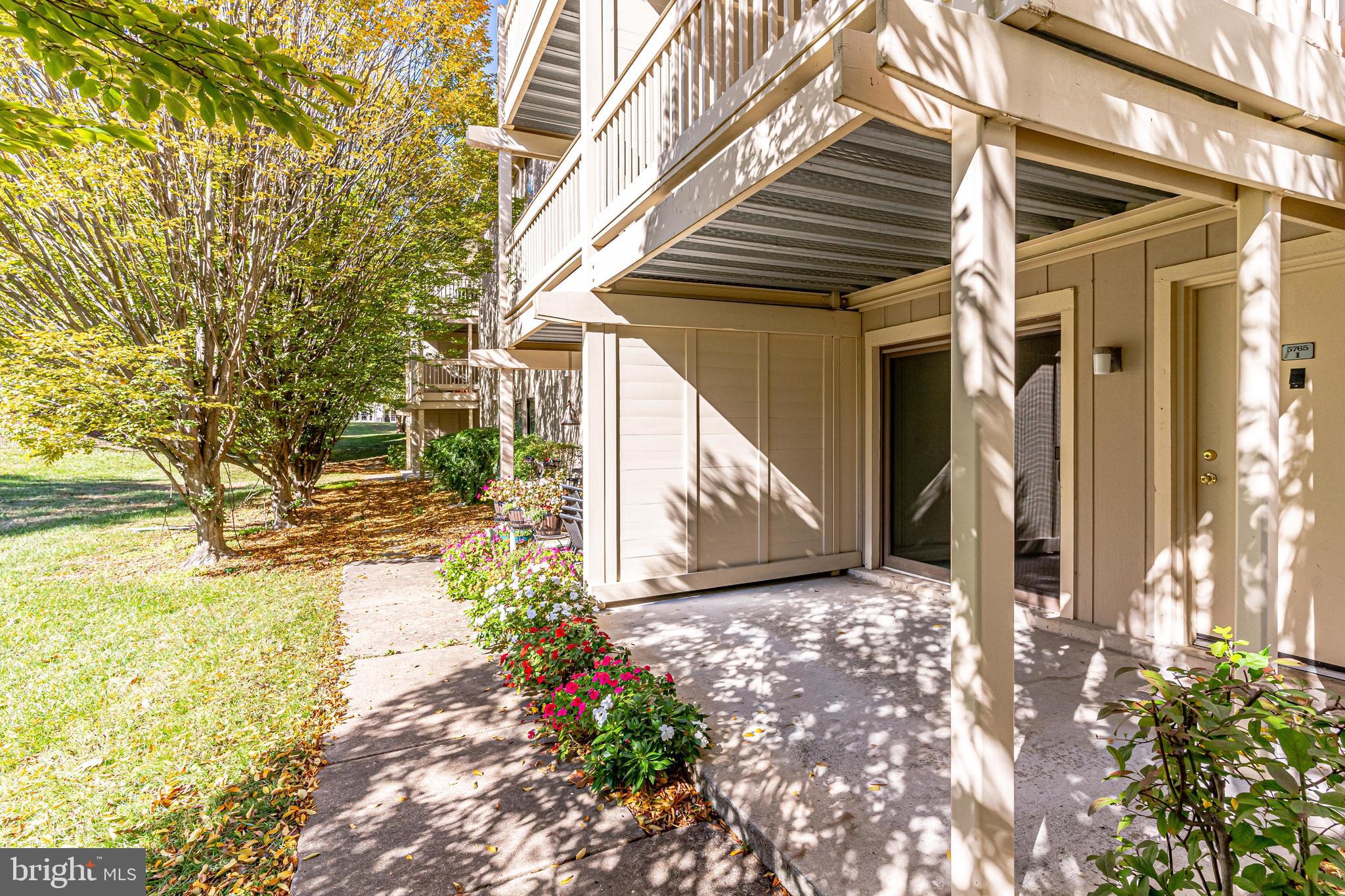 5765 Rexford Court, Unit 5765I Springfield, VA 22152 - Photo 7 of 57 Corner/End Unit