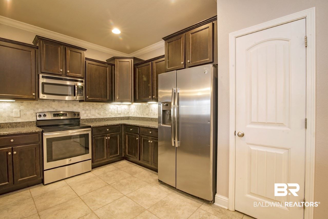 248 Hawthorne Circle Fairhope, AL 36532 - Photo 9 of 33