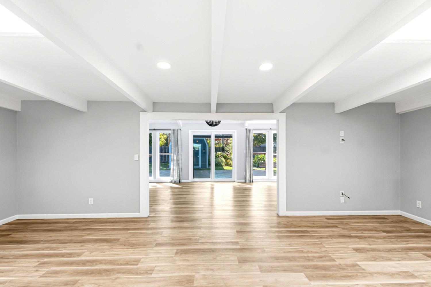 6860 Pocket Road Sacramento, CA 95831 - Photo 23 of 58 Gallery Image 23