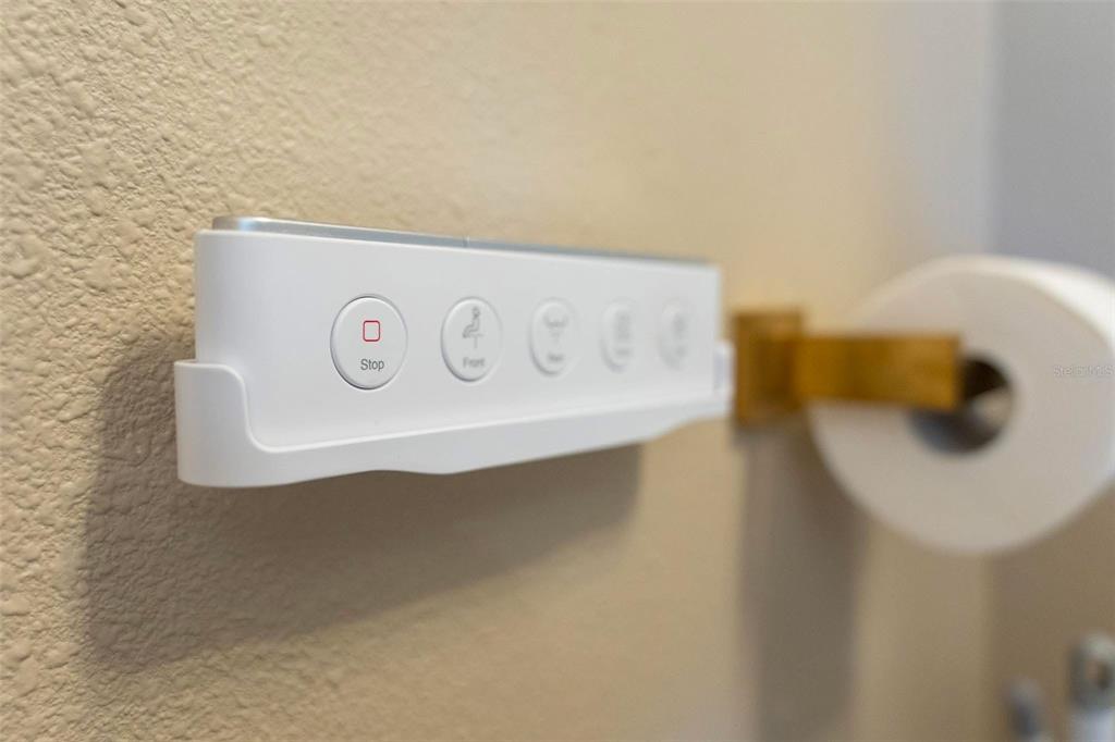 2832 Rodeo Drive Kissimmee, FL 34746 - Photo 21 of 46 a close up of a wall