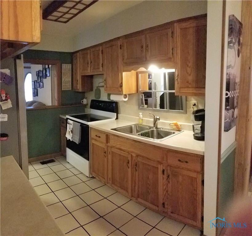 1731 Northover Road Toledo, OH 43613 - Photo 4 of 16 Gallery Image 4