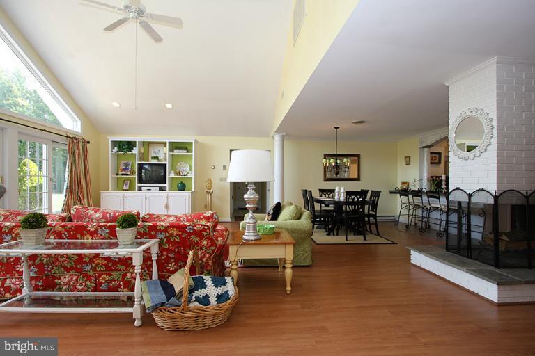 27864 Haley Road Easton, MD 21601 - Photo 23 of 29 Family Room