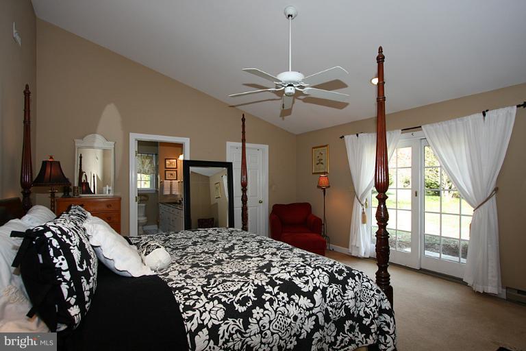 27864 Haley Road Easton, MD 21601 - Photo 4 of 29 with doors to patio