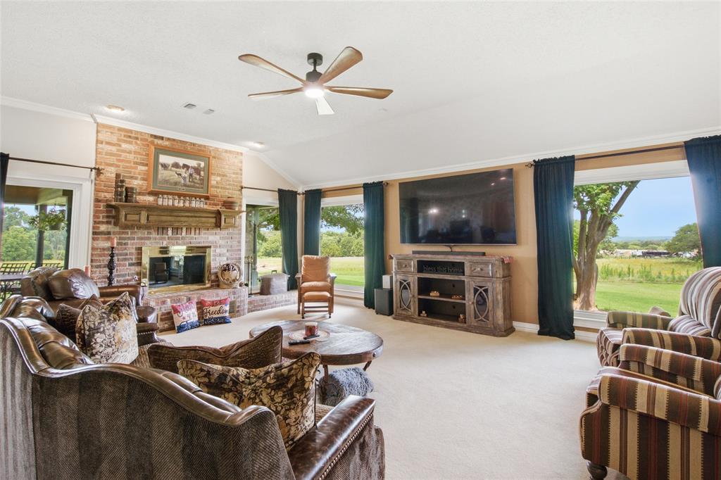152 Fox Road Weatherford, TX 76088 - Photo 21 of 40