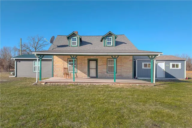 $374,900 | 10336 Shach Creek Road, Excelsior Springs, MO 64024