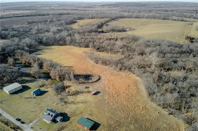 $374,900 | 10336 Shach Creek Road, Excelsior Springs, MO 64024