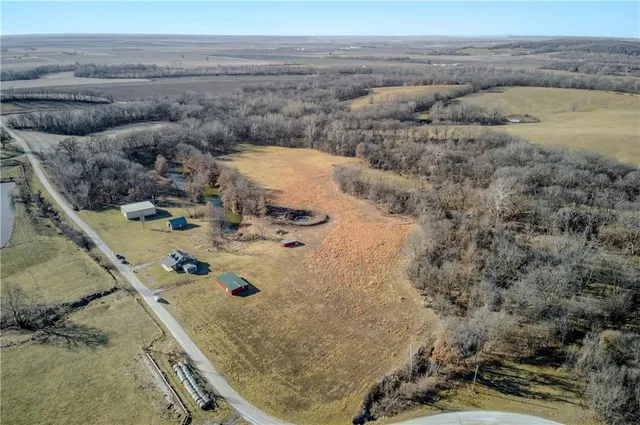 $374,900 | 10336 Shach Creek Road, Excelsior Springs, MO 64024