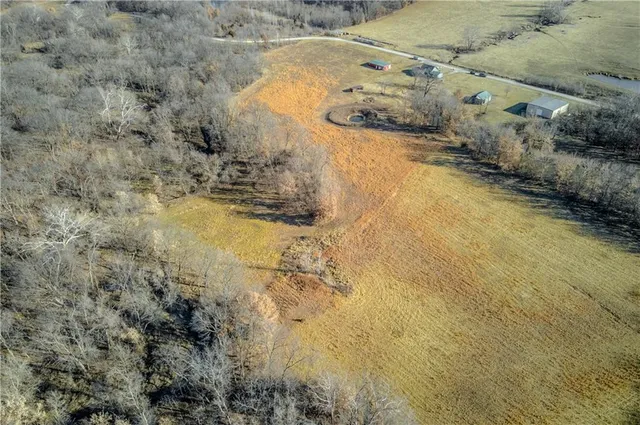 $374,900 | 10336 Shach Creek Road, Excelsior Springs, MO 64024