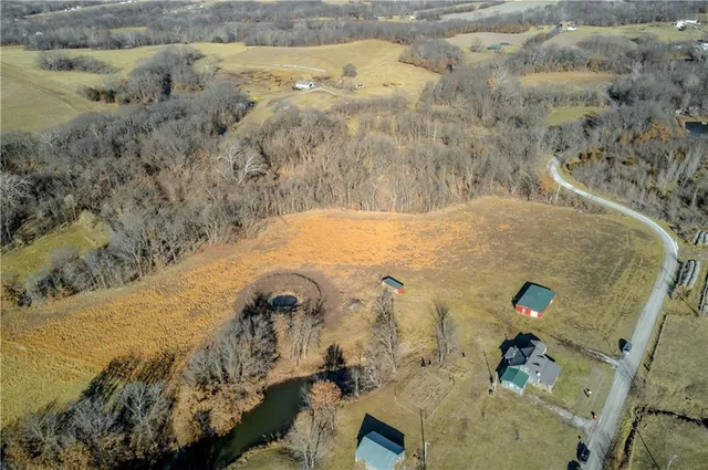 $374,900 | 10336 Shach Creek Road, Excelsior Springs, MO 64024