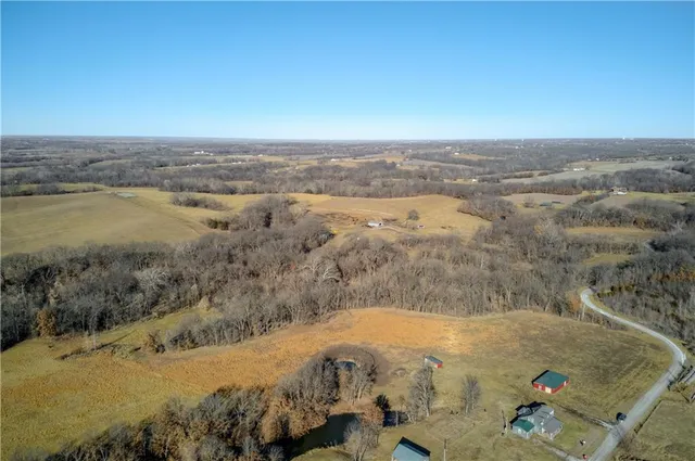 $374,900 | 10336 Shach Creek Road, Excelsior Springs, MO 64024