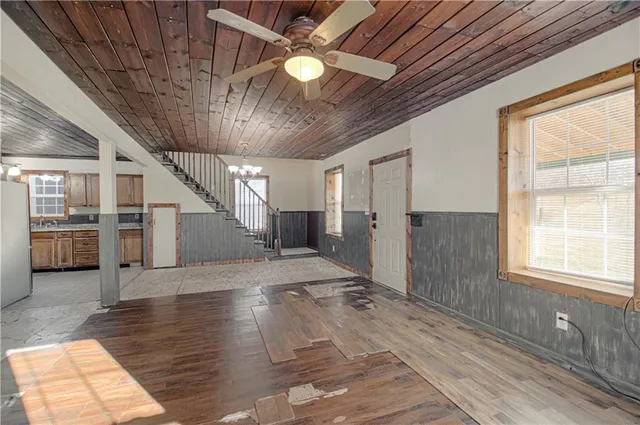 $374,900 | 10336 Shach Creek Road, Excelsior Springs, MO 64024