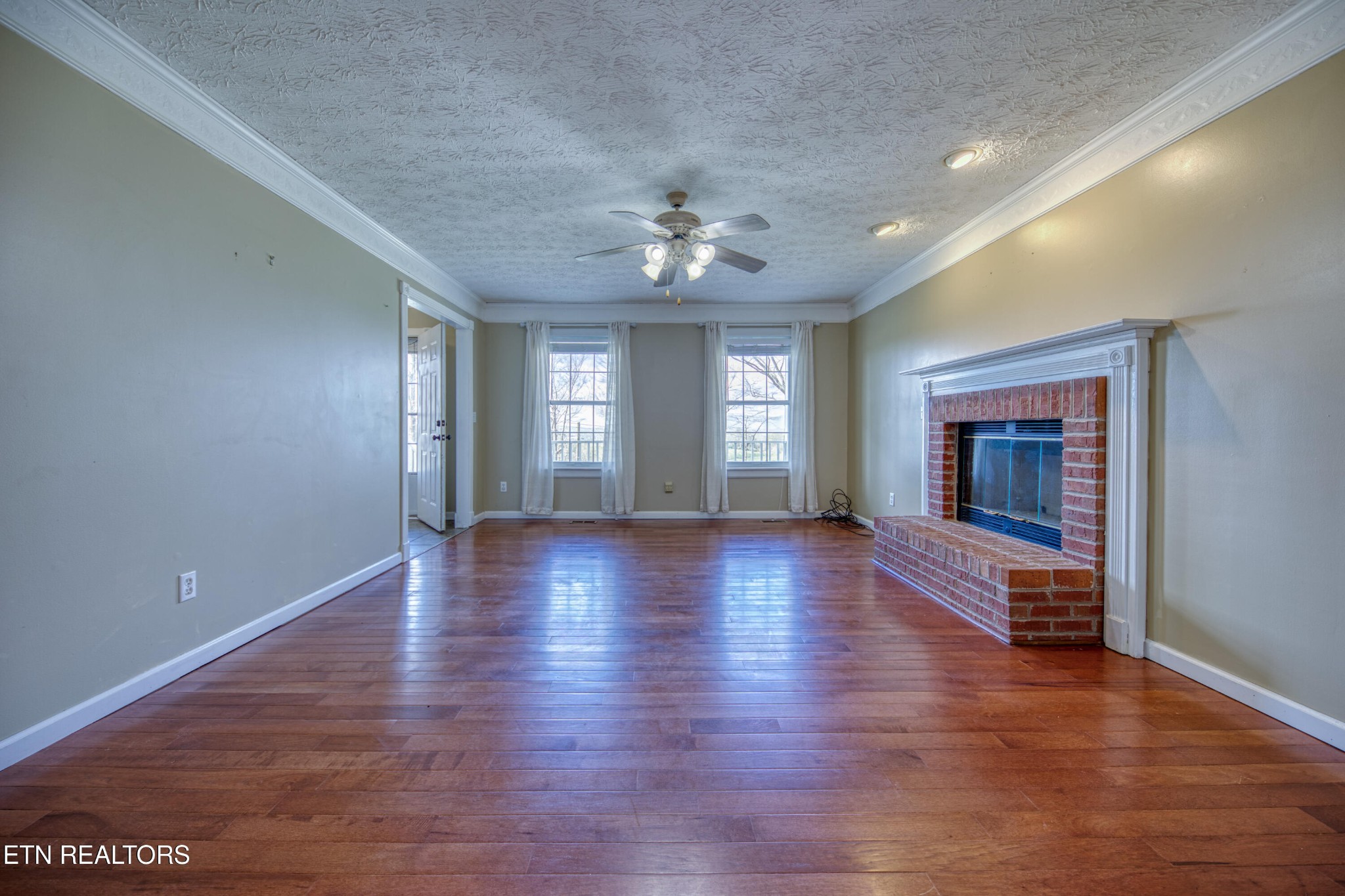 910 Ridge Circle Road Andersonville, TN 37705 - Photo 4 of 39 Gallery Image 4