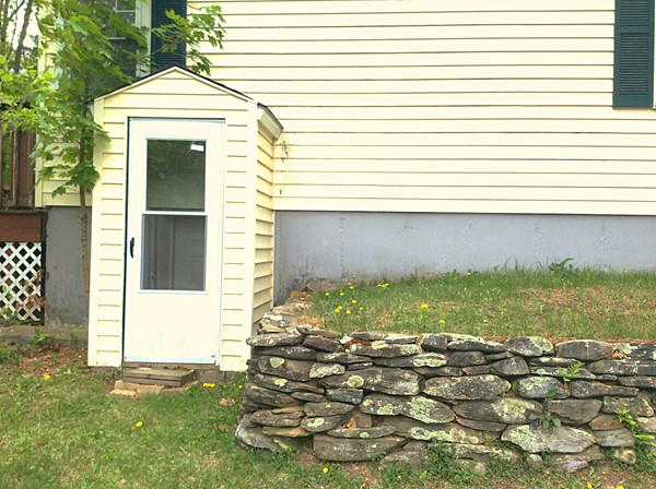 22 Inwood Road Rutland, MA 01543 - Photo 3 of 23 a view of a bird house