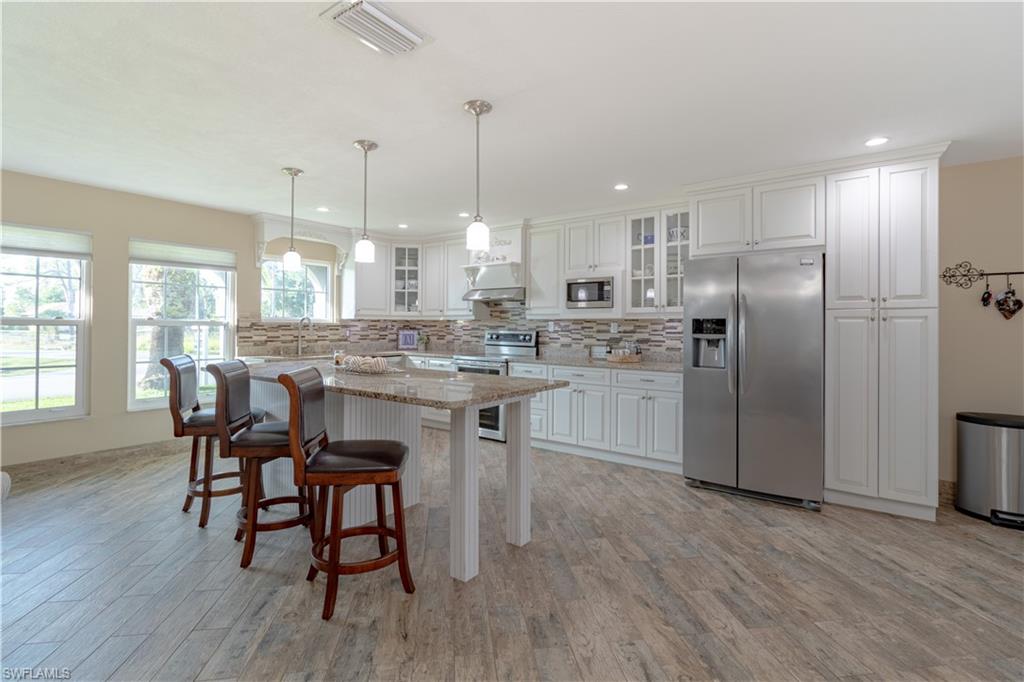 18319 Heather Road Fort Myers, FL 33967 - Photo 4 of 28 Gallery Image 4