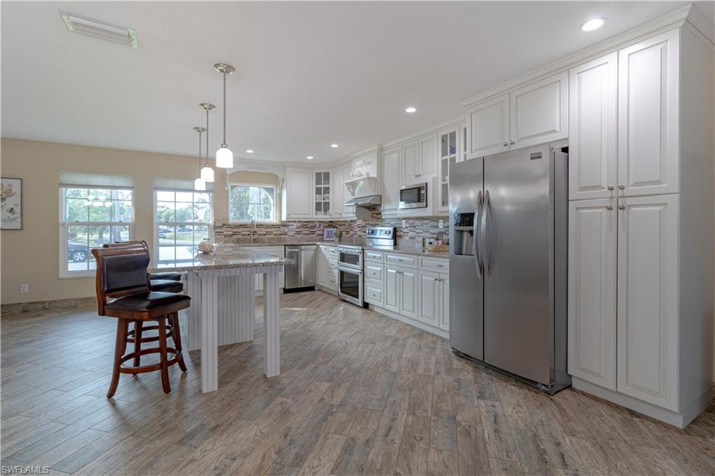 18319 Heather Road Fort Myers, FL 33967 - Photo 5 of 28 Gallery Image 5
