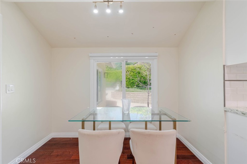 660 Woodbury Road Glendale, CA 91206 - Photo 13 of 45 a view of a hallway with a window