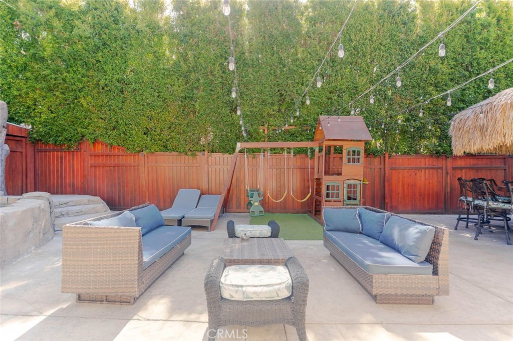 660 Woodbury Road Glendale, CA 91206 - Photo 38 of 45