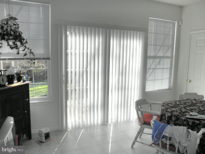 213 Barrington Drive Reading, PA 19607 - Photo 6 of 12 Gallery Image 6