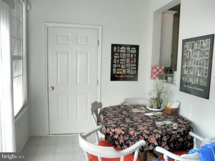 213 Barrington Drive Reading, PA 19607 - Photo 8 of 12 Gallery Image 8