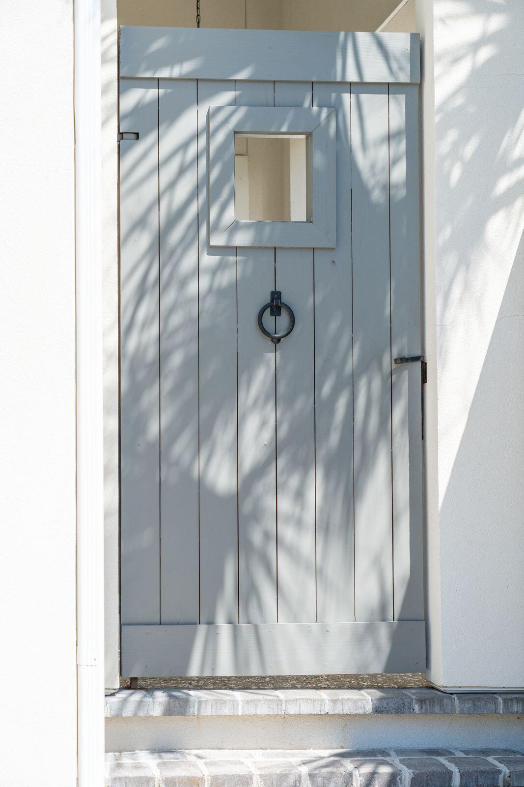 2413 Old Georgetown Road Mount Pleasant, SC 29466 - Photo 2 of 44 Gate to entrance