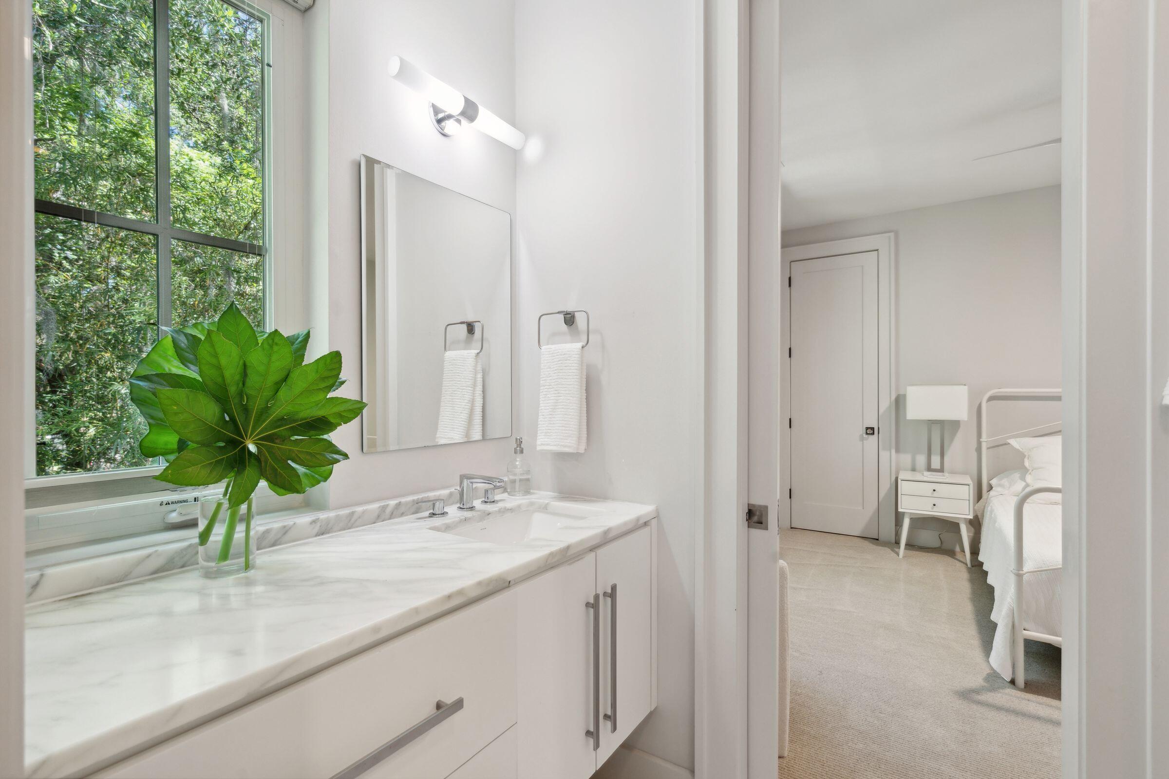 2413 Old Georgetown Road Mount Pleasant, SC 29466 - Photo 27 of 44 Jack and jill