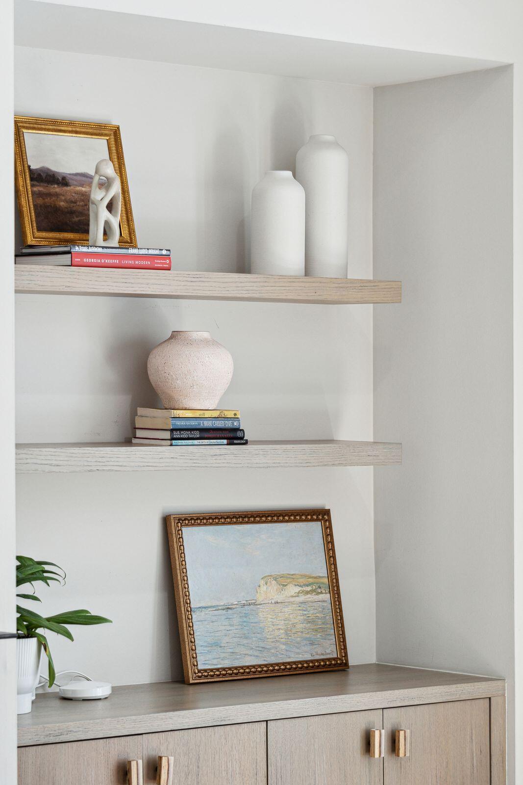 2413 Old Georgetown Road Mount Pleasant, SC 29466 - Photo 7 of 44 Built ins