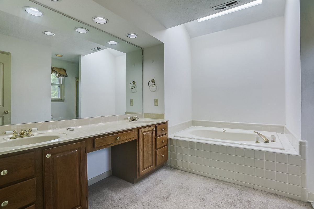 1525 Neelys Bend Road Madison, TN 37115 - Photo 15 of 35 Gallery Image 15