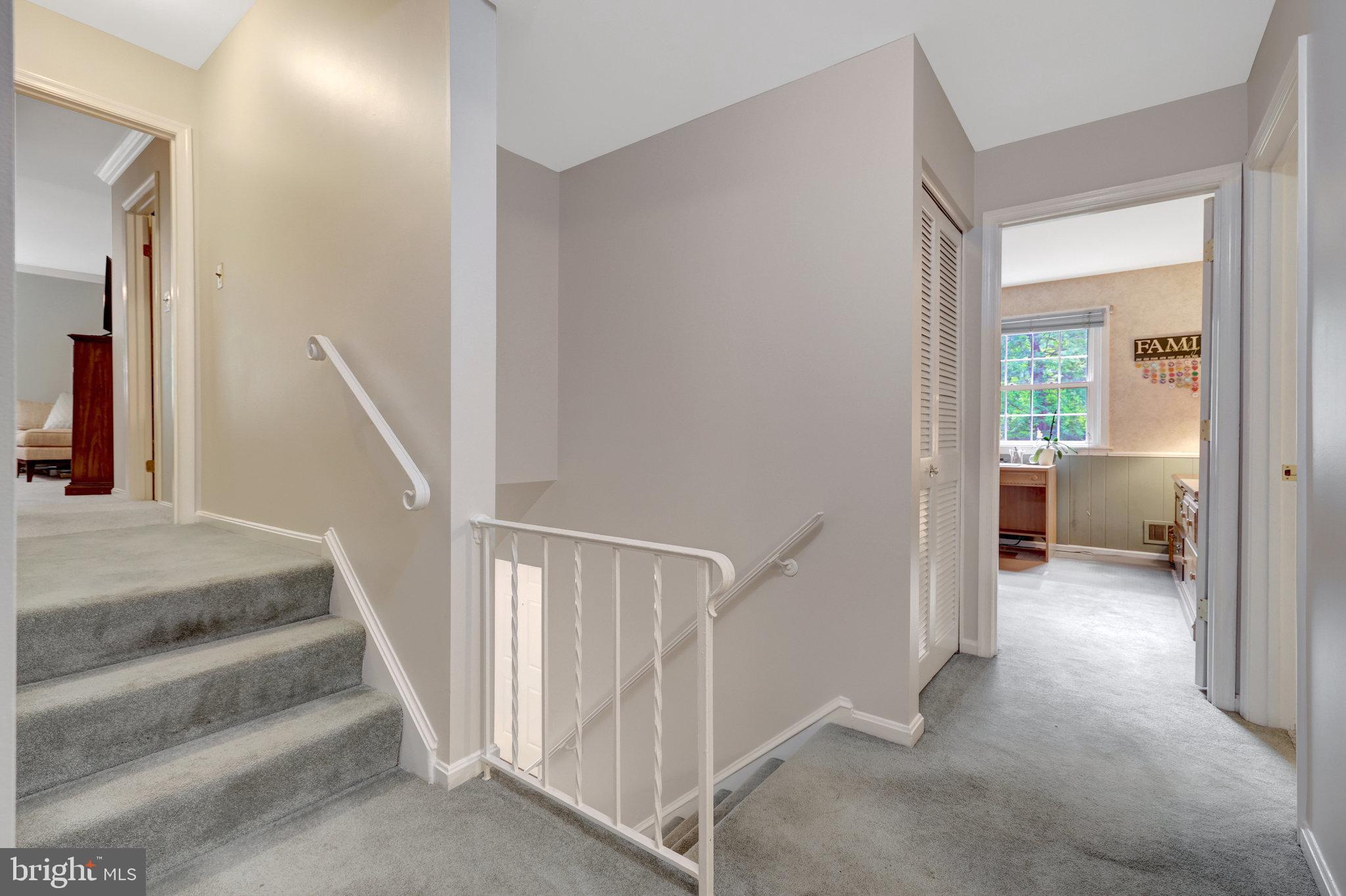 2042 Carrhill Road Vienna, VA 22181 - Photo 44 of 80