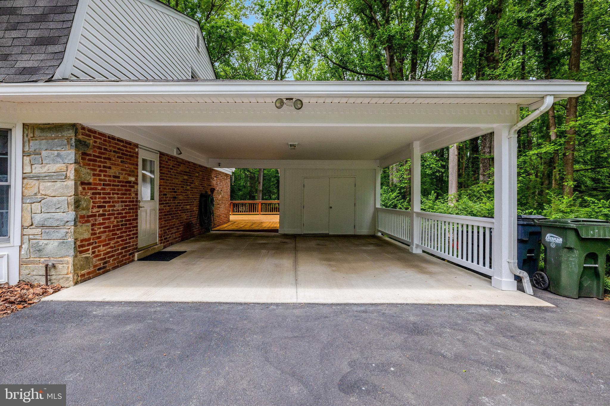 2042 Carrhill Road Vienna, VA 22181 - Photo 61 of 80