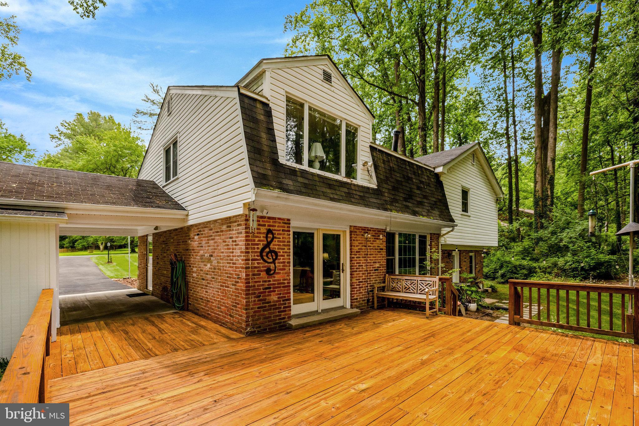 2042 Carrhill Road Vienna, VA 22181 - Photo 67 of 80