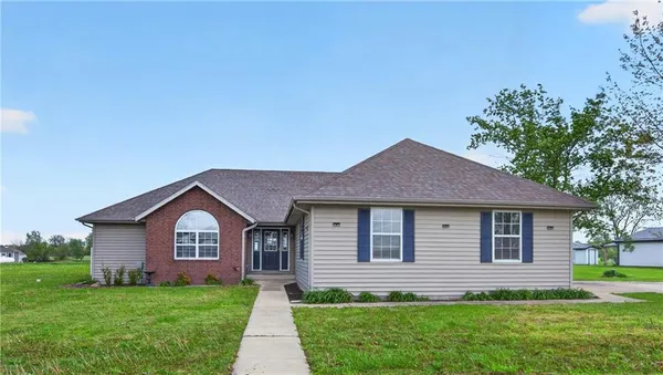 $326,000 | 6226 County Road 120, Carthage, MO 64836