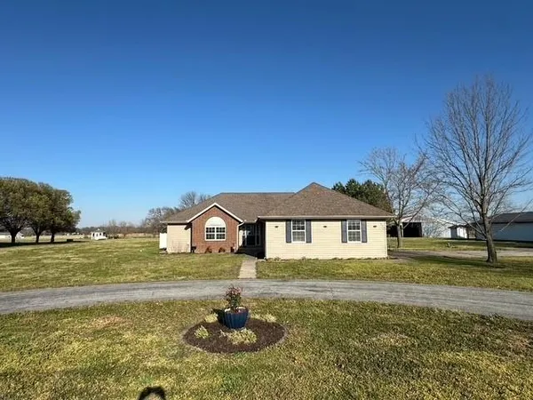 $326,000 | 6226 County Road 120, Carthage, MO 64836