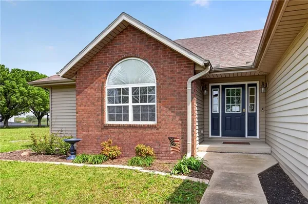 $326,000 | 6226 County Road 120, Carthage, MO 64836