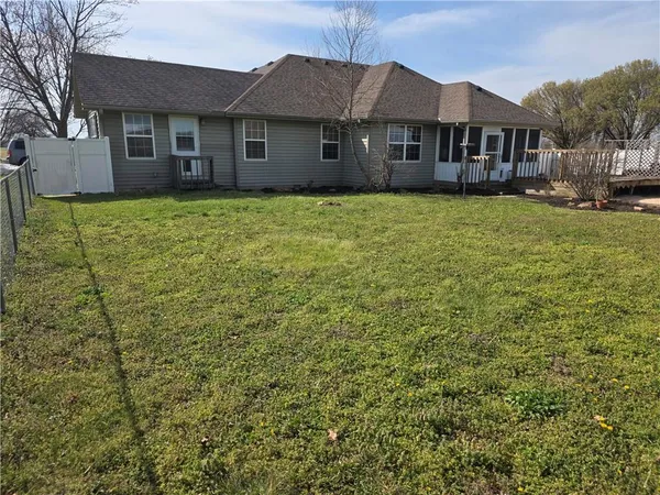 $326,000 | 6226 County Road 120, Carthage, MO 64836