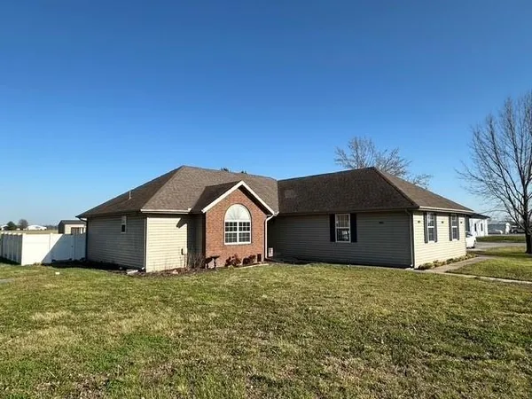 $326,000 | 6226 County Road 120, Carthage, MO 64836