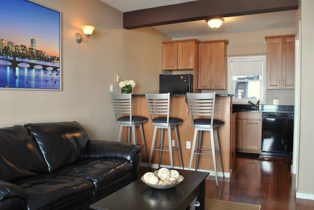 5 Winthrop Street, Unit 1 Boston, MA 02129 - Photo 2 of 10