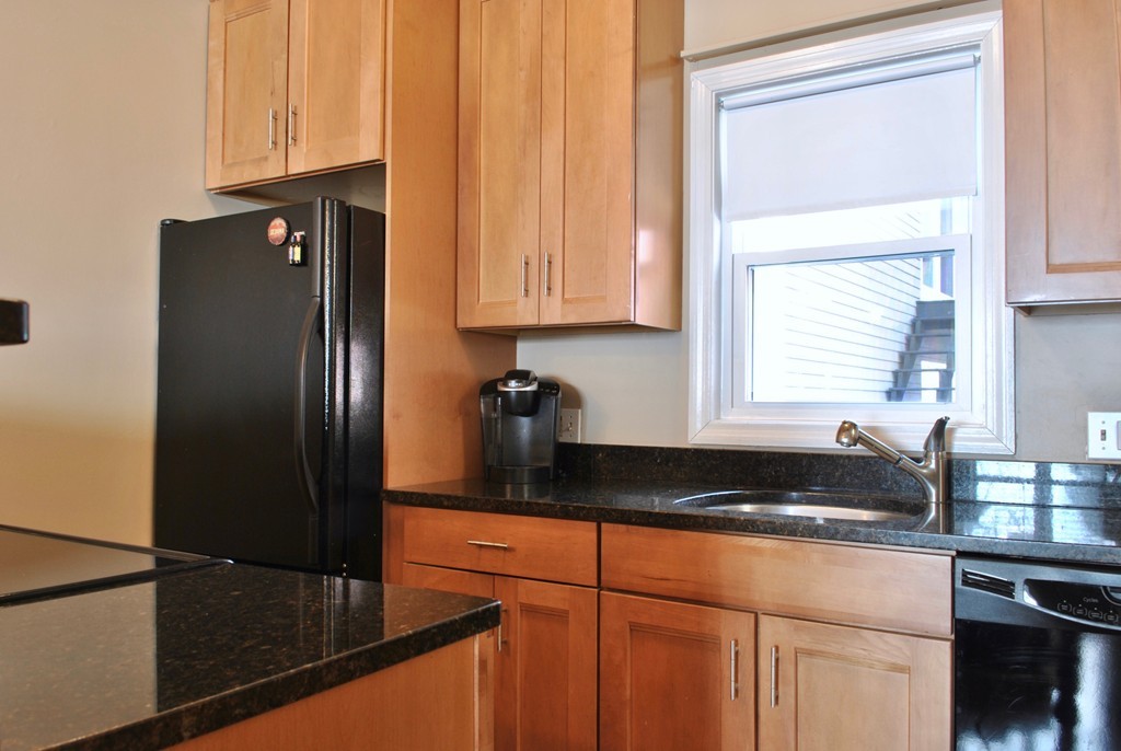 5 Winthrop Street, Unit 1 Boston, MA 02129 - Photo 4 of 10