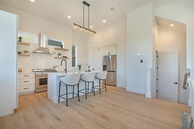 $679,000 | 2203 Hondo Avenue, Unit 106, Dallas, TX 75219