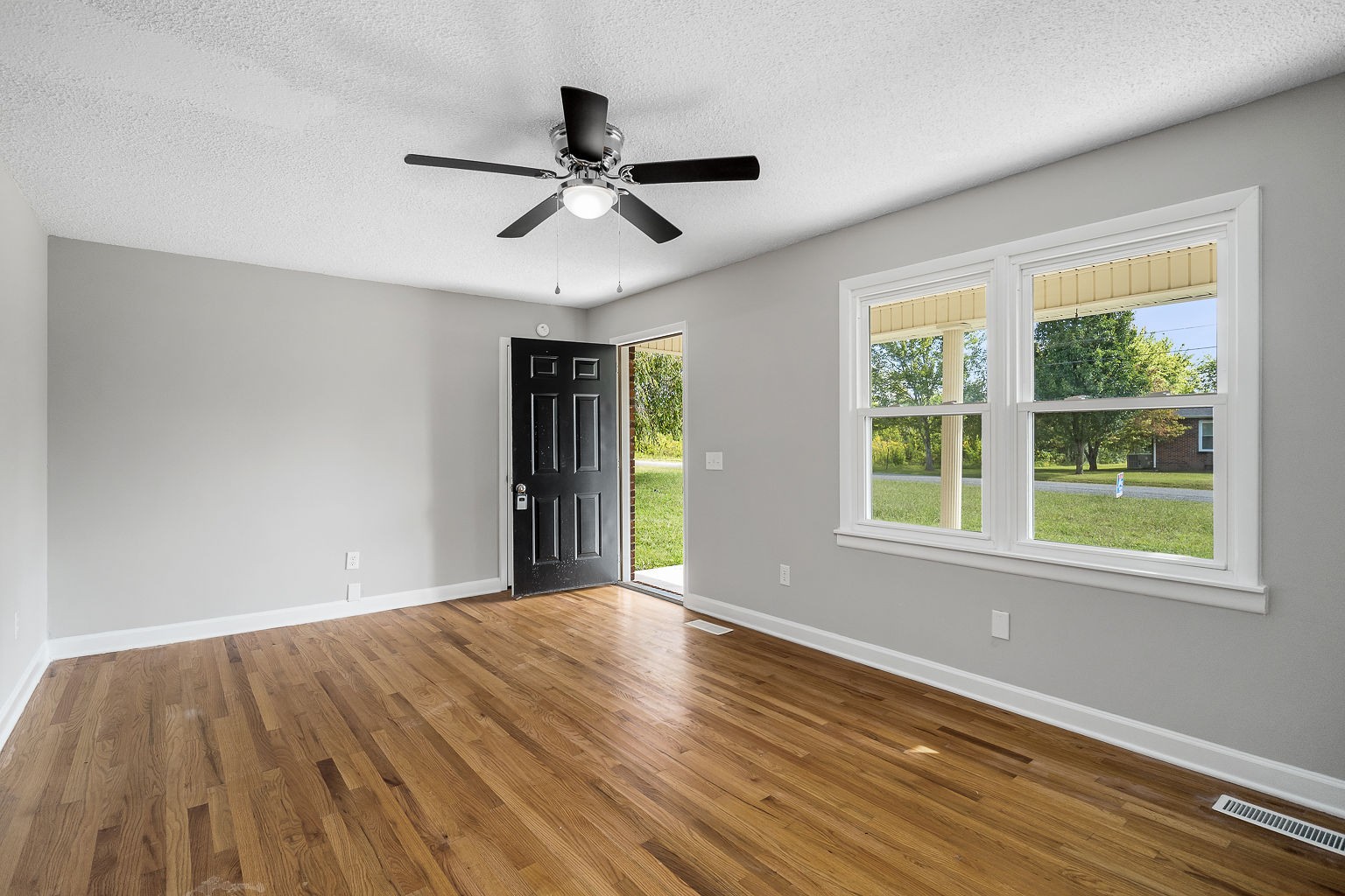 206 Arrowhead Road Smithville, TN 37166 - Photo 5 of 30 Gallery Image 5