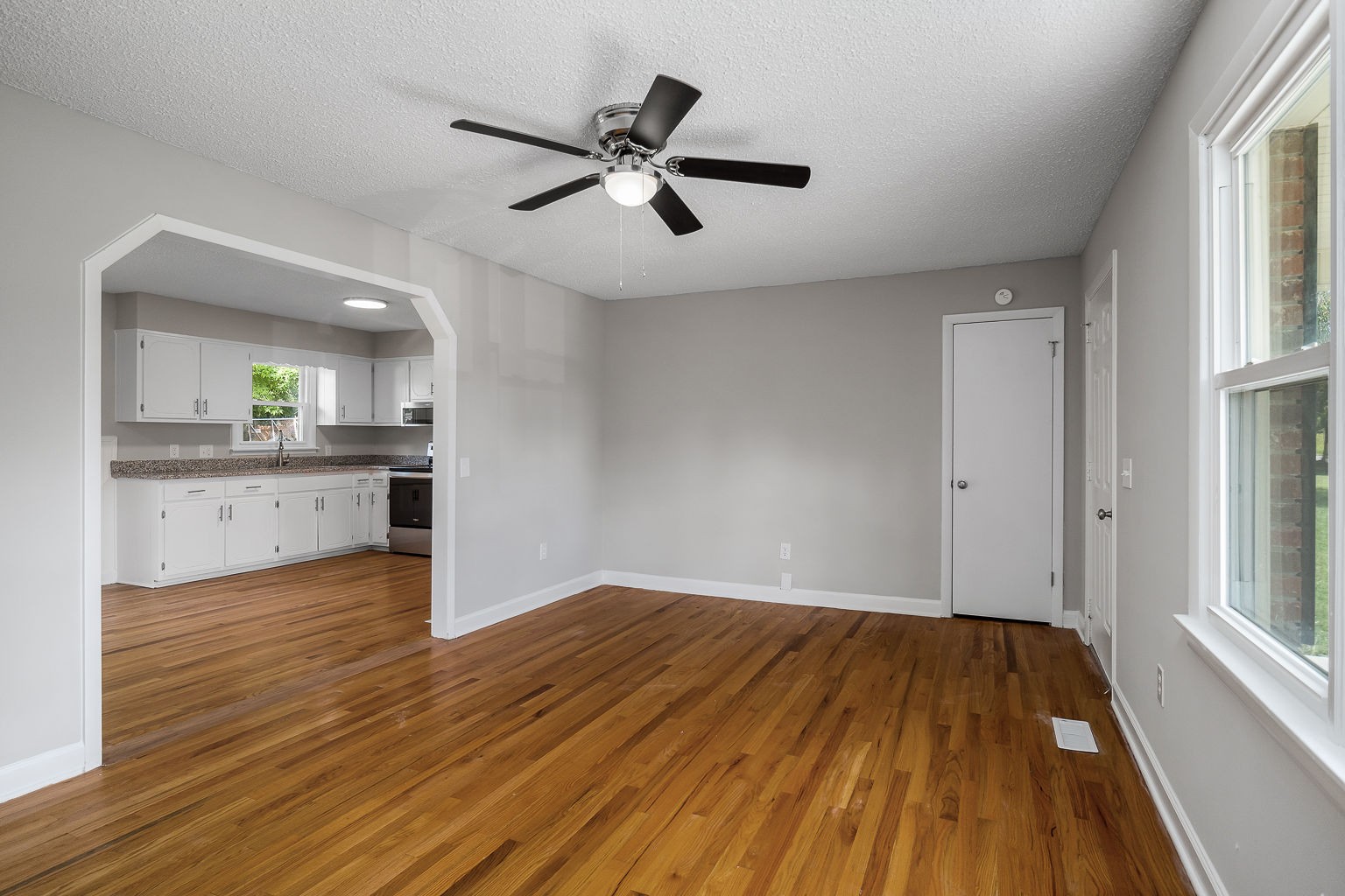 206 Arrowhead Road Smithville, TN 37166 - Photo 6 of 30 Gallery Image 6