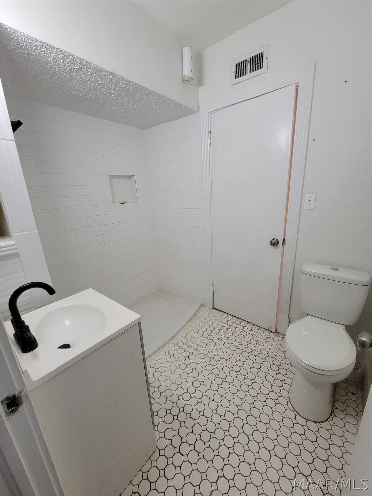 4066 Wares Ferry Road Montgomery, AL 36109 - Photo 10 of 17 Gallery Image 10