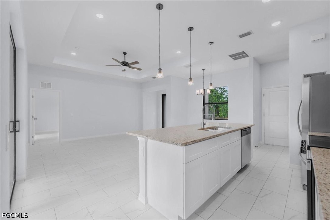 754 Genoa Avenue South Lehigh Acres, FL 33974 - Photo 10 of 34