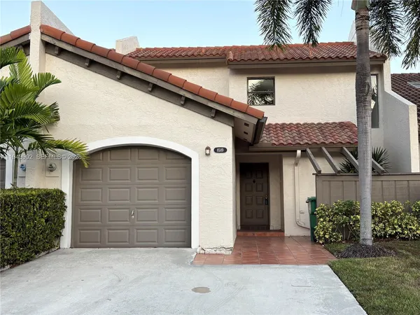$3,400 | 8589 Southwest 115th Place, Miami, FL 33173